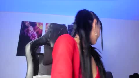 melannia_hills online show from 19, 1, 2025