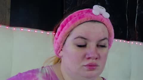 melanniebrown online show from 13, 3, 2026