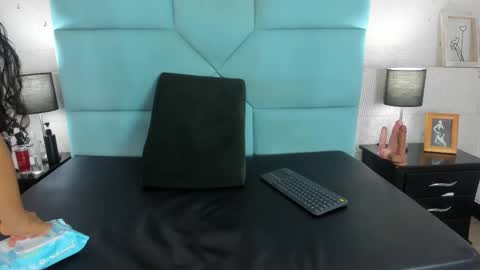Snapshot of melanny_garcia chatting on 28, 2, 2025 Melanny garcia online show from 28, 2, 2025