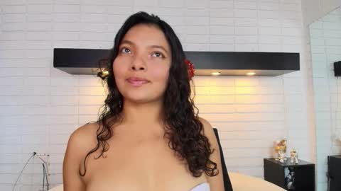 Snapshot of melanny_garcia chatting on 27, 9, 2025 Melanny garcia online show from 27, 9, 2025