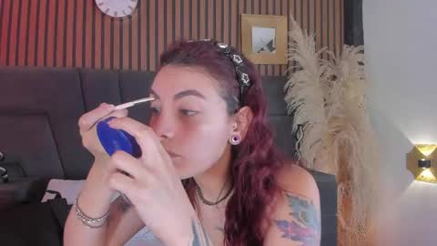 Snapshot of melanny_luv chatting on 22, 4, 2026 MelanyLuv online show from 22, 4, 2026
