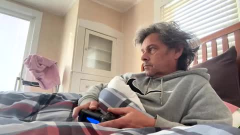 Tan lines online show from 28, 1, 2025