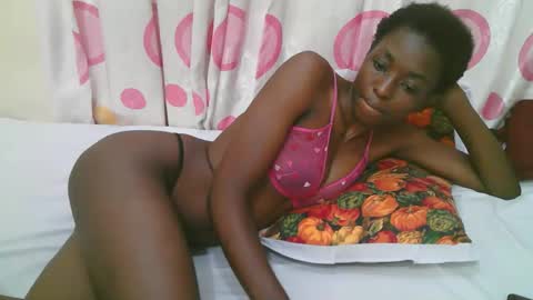 Snapshot of meldeeh chatting on 4, 10, 2025 meldeeh online show from 4, 10, 2025