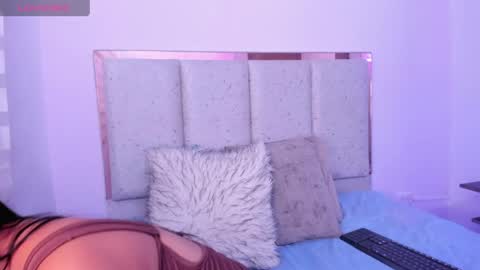 Snapshot of meli_mell chatting on 26, 4, 2026 Meli online show from 26, 4, 2026