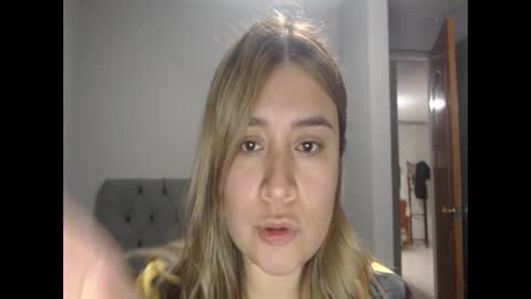 meliinna_xxx online show from 25, 11, 2025