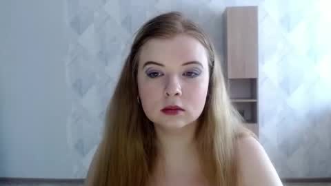 Snapshot of melina_beauty chatting on 18, 3, 2026 Melina online show from 18, 3, 2026