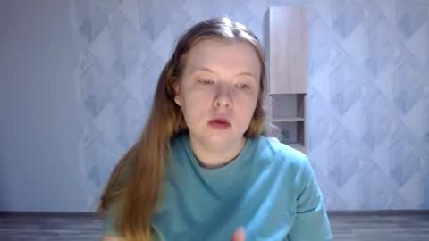 Snapshot of melina_beauty chatting on 4, 4, 2026 Melina online show from 4, 4, 2026