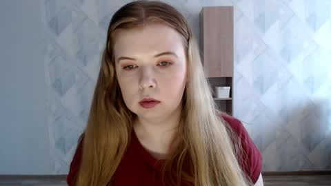 Snapshot of melina_beauty chatting on 11, 4, 2026 Melina online show from 11, 4, 2026