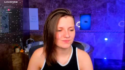 Snapshot of melindat chatting on 3, 6, 2026 Melinda online show from 3, 6, 2026