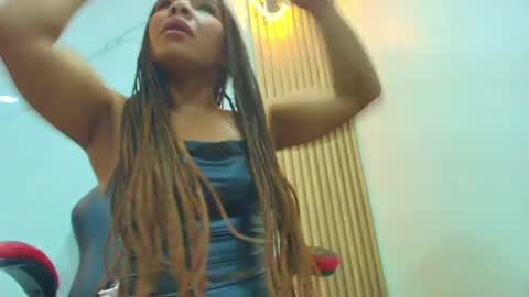 Snapshot of melisa_garcia chatting on 5, 6, 2026 Melissa online show from 5, 6, 2026