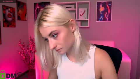 Snapshot of melisa_white1 chatting on 20, 9, 2025 Melisa online show from 20, 9, 2025