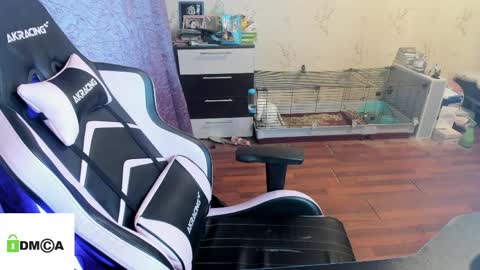 melisanilson online show from 5, 4, 2026