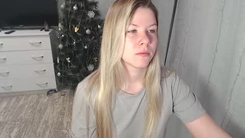 Snapshot of melissa__ray chatting on 23, 1, 2025 Melissa Ray online show from 23, 1, 2025