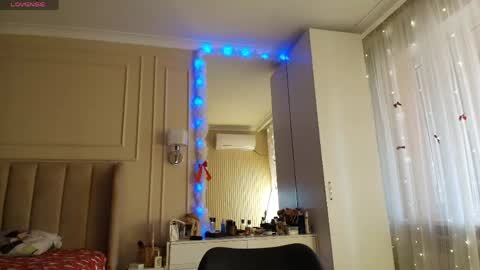 Lisaa online show from 23, 4, 2026