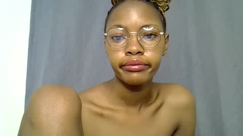 melissah_hot online show from 4, 3, 2026