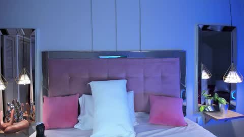 M E L I S S A  online show from 24, 11, 2025