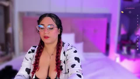 M E L I S S A  online show from 5, 2, 2026