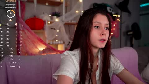 Snapshot of melissaxcbx chatting on 31, 10, 2025 NEXT STREAM in 7 3gmt--- online show from 31, 10, 2025