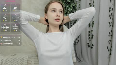 Snapshot of mell_milles chatting on 2, 2, 2025 mell milles online show from 2, 2, 2025