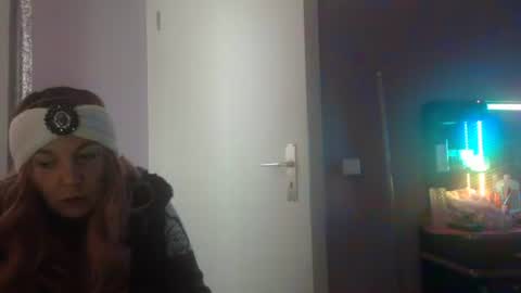 Snapshot of melli23 chatting on 5, 2, 2026 Melli online show from 5, 2, 2026