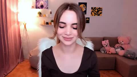 Snapshot of mellifluoustess chatting on 5, 3, 2025 Tessa online show from 5, 3, 2025