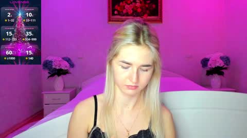 Mellina online show from 11, 12, 2024