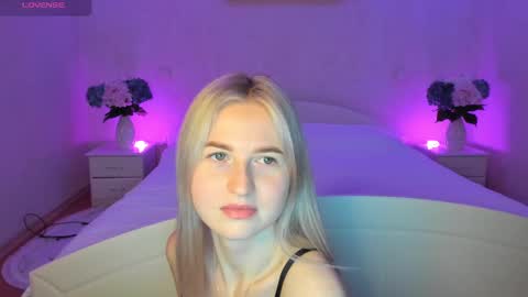 Mellina online show from 7, 3, 2025