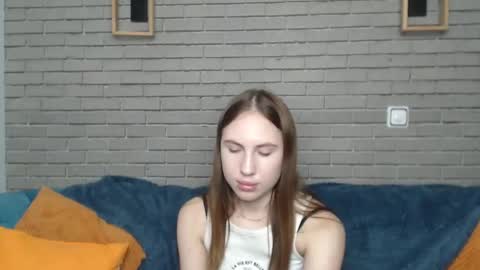 mellingi online show from 3, 10, 2025