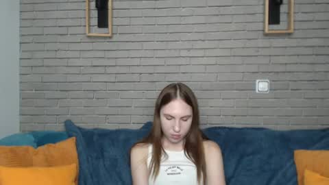 mellingi online show from 4, 10, 2025