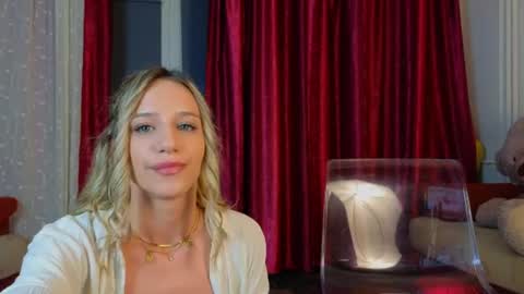 Snapshot of mellisakim chatting on 25, 6, 2026 Mellisa online show from 25, 6, 2026