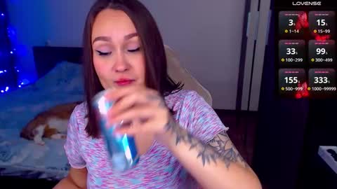 Mel online show from 5, 10, 2025