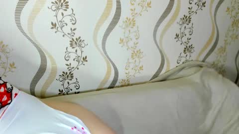 MelMooon online show from 24, 10, 2025