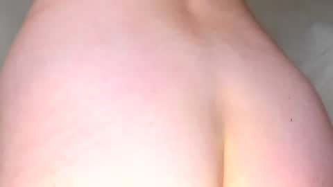 Snapshot of melmooon chatting on 4, 7, 2026 MelMooon online show from 4, 7, 2026