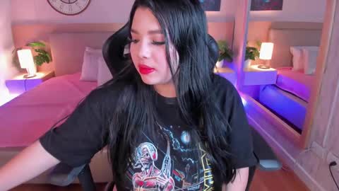Snapshot of meloddy_rose chatting on 12, 9, 2025 Melody online show from 12, 9, 2025