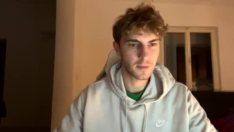 Snapshot of melodicass chatting on 1, 12, 2024 Melodicass online show from 1, 12, 2024