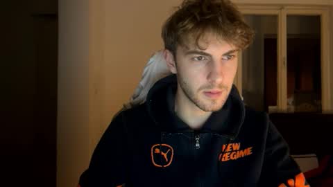 Snapshot of melodicass chatting on 7, 12, 2024 Melodicass online show from 7, 12, 2024