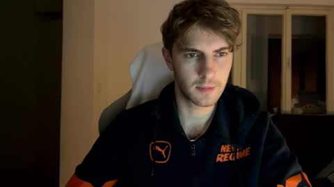 Snapshot of melodicass chatting on 5, 2, 2025 Melodicass online show from 5, 2, 2025