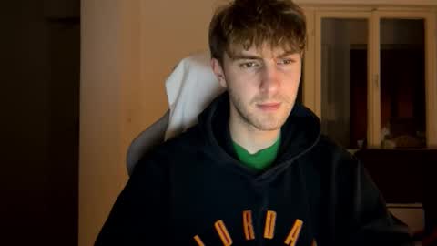 Snapshot of melodicass chatting on 5, 2, 2025 Melodicass online show from 5, 2, 2025