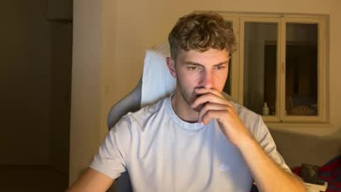 Snapshot of melodicass chatting on 16, 9, 2025 Melodicass online show from 16, 9, 2025