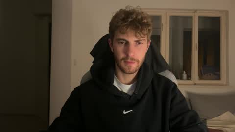 Snapshot of melodicass chatting on 28, 10, 2025 Melodicass online show from 28, 10, 2025