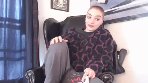 Snapshot of melodicknowledge chatting on 7, 12, 2024 Majesty 3 online show from 7, 12, 2024