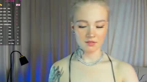 Snapshot of melodievejar chatting on 17, 7, 2026 melodievejar online show from 17, 7, 2026