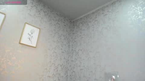 Snapshot of melodiroux_ chatting on 19, 1, 2025 Melodi online show from 19, 1, 2025