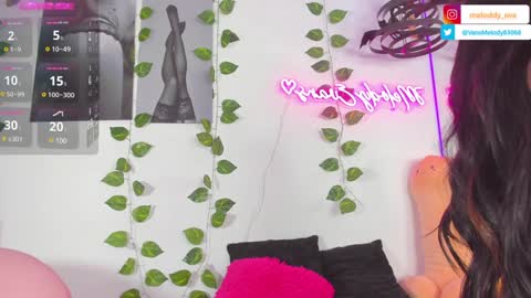 Snapshot of melody_evans_05 chatting on 4, 12, 2024 melody_evans_05 online show from 4, 12, 2024