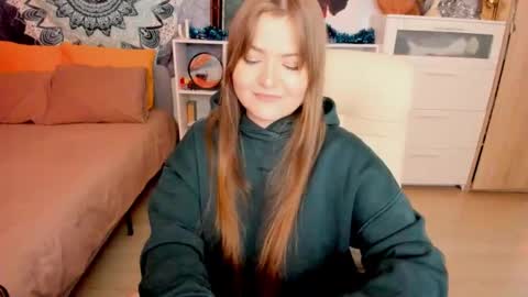 Snapshot of melody_hanna chatting on 7, 1, 2025 Melody Hanna online show from 7, 1, 2025