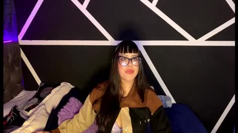 melodydreams1520 online show from 2, 10, 2025