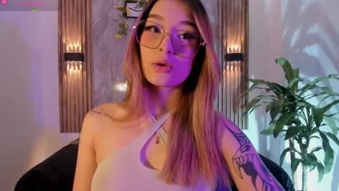 melodylanee online show from 4, 4, 2026