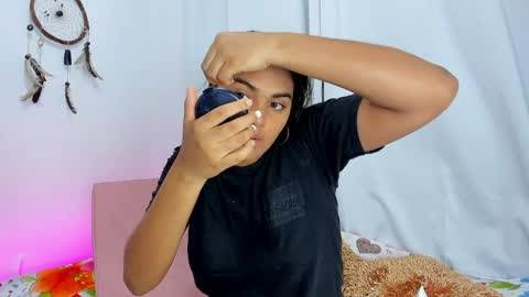 Snapshot of melodymoore_ chatting on 16, 5, 2026 Melody online show from 16, 5, 2026