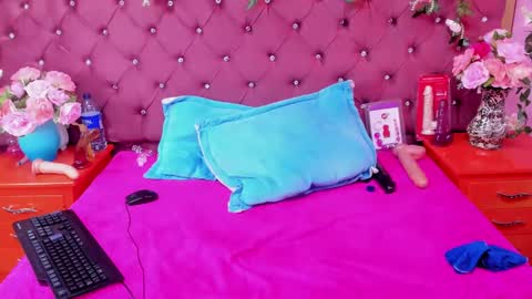 Melodysmithass online show from 6, 2, 2025