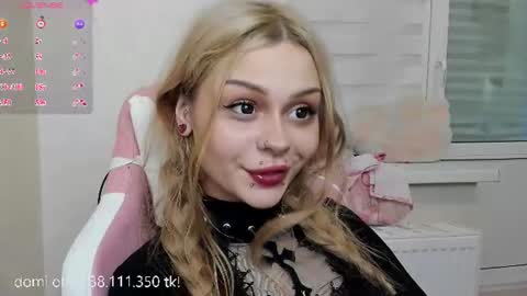 Snapshot of melonipinkbb chatting on 3, 7, 2026 MELONI online show from 3, 7, 2026